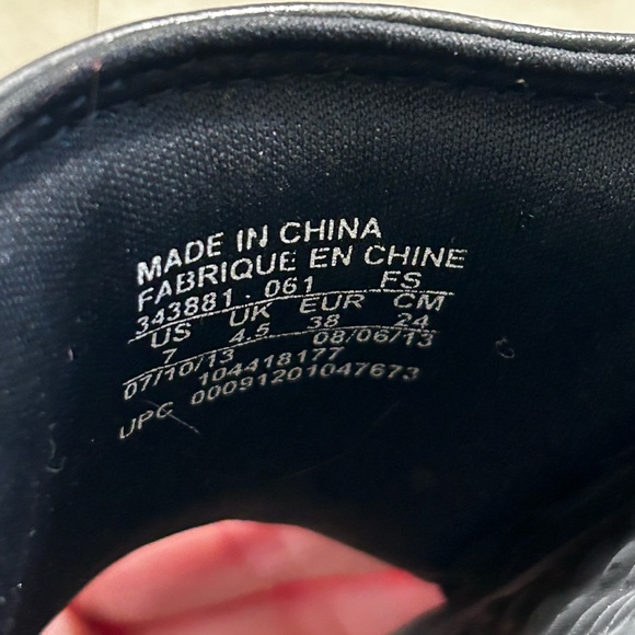 Nike Slides - Picture 2 of 2